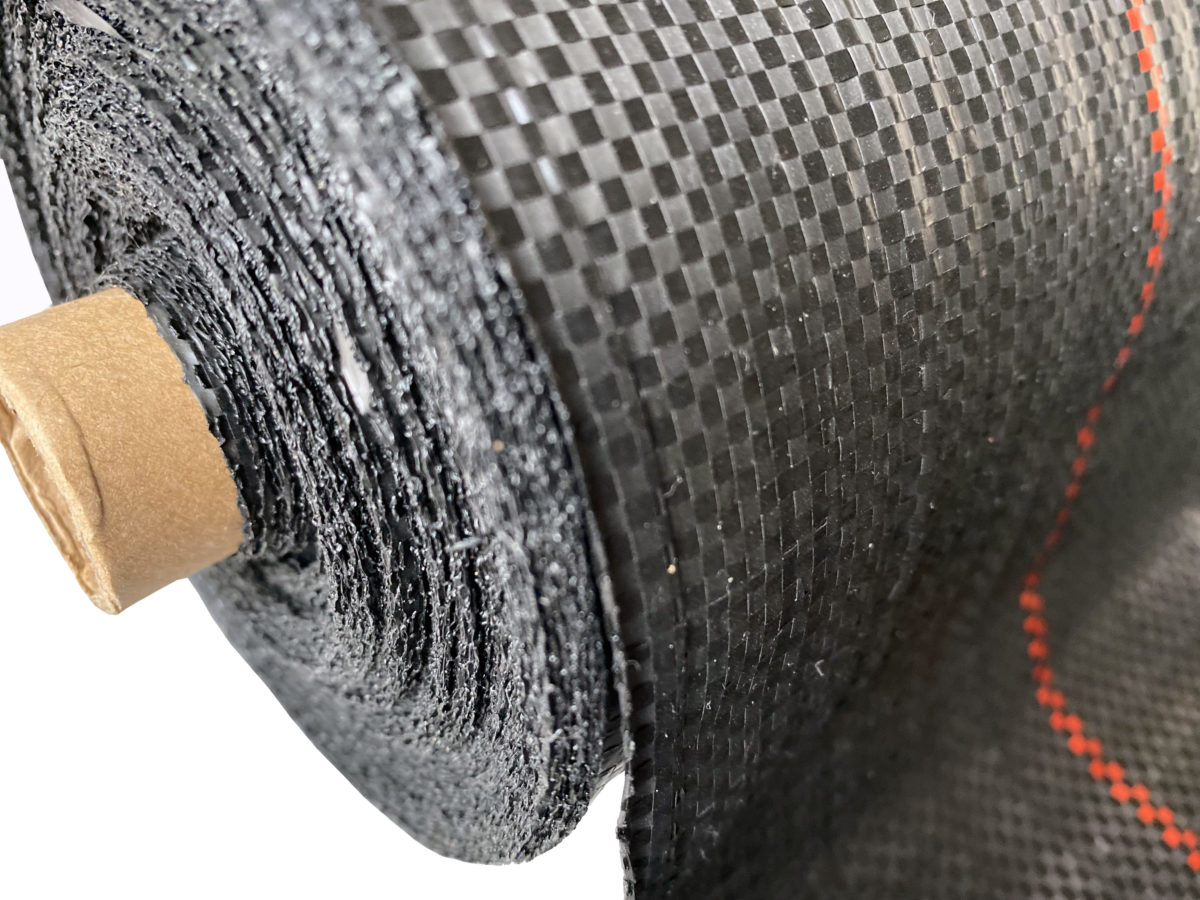 Agrotkanina czarna UV 110g 1,1x50m - obrazek 4