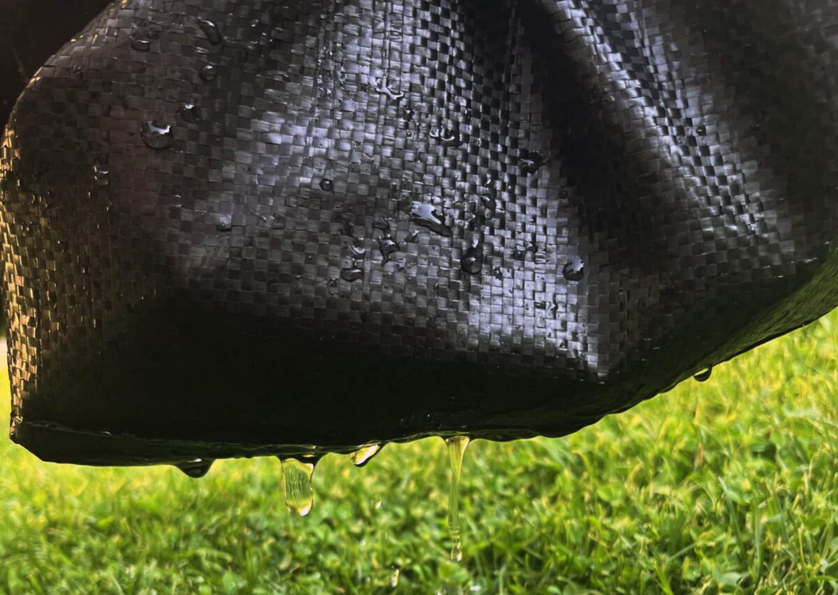 Agrotkanina Czarna 90 g/m² UV Premium 1,1 x 50m SUNRISE – Mata Antychwastowa Ogrodnicza Pod Kamień - obrazek 3