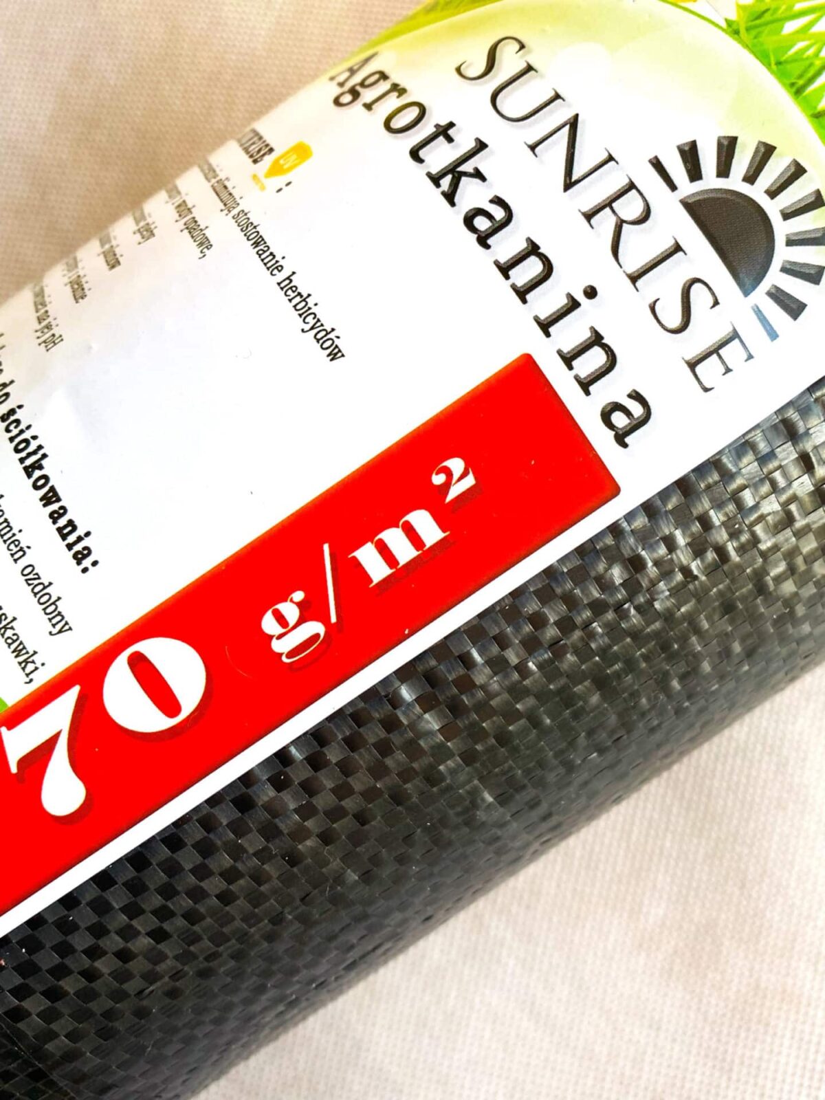 Agrotkanina Czarna 70 g/m² UV Standard 1,1 x 50m SUNRISE – Mata Antychwastowa Ogrodnicza Pod Korę - obrazek 3